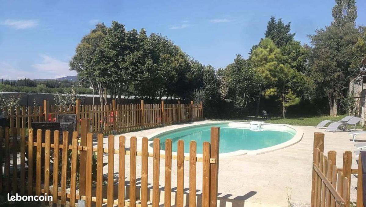 Chambres D'Hotes, Domaine Les Peupliers, Lagnes Exterior photo