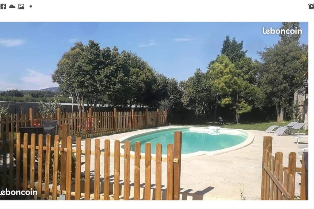 Chambres D'Hotes, Domaine Les Peupliers, Lagnes Exterior photo